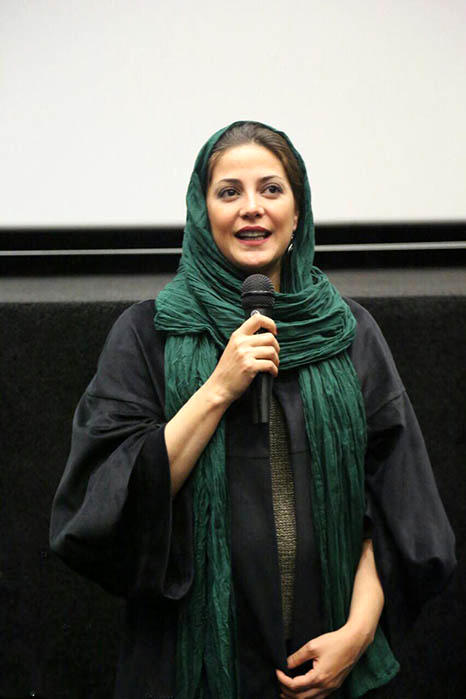 طناز طباطبایی