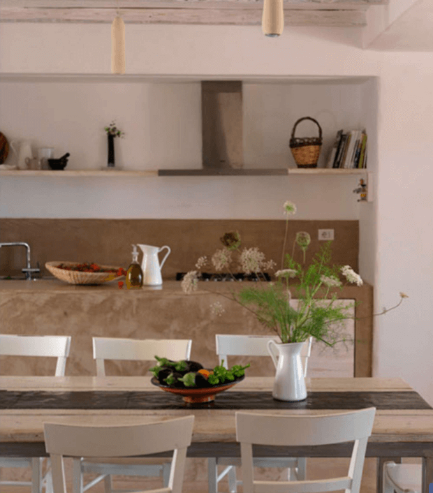 خانه ساحلی از جنس خاکستر آتشفشانی در ایتالیا
