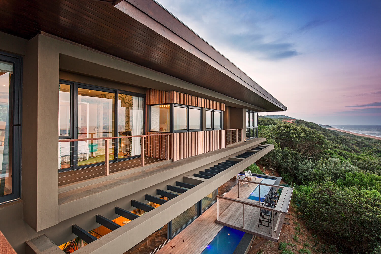 طراحی جسورانه خانه زیبایی در ساحل دلفین
