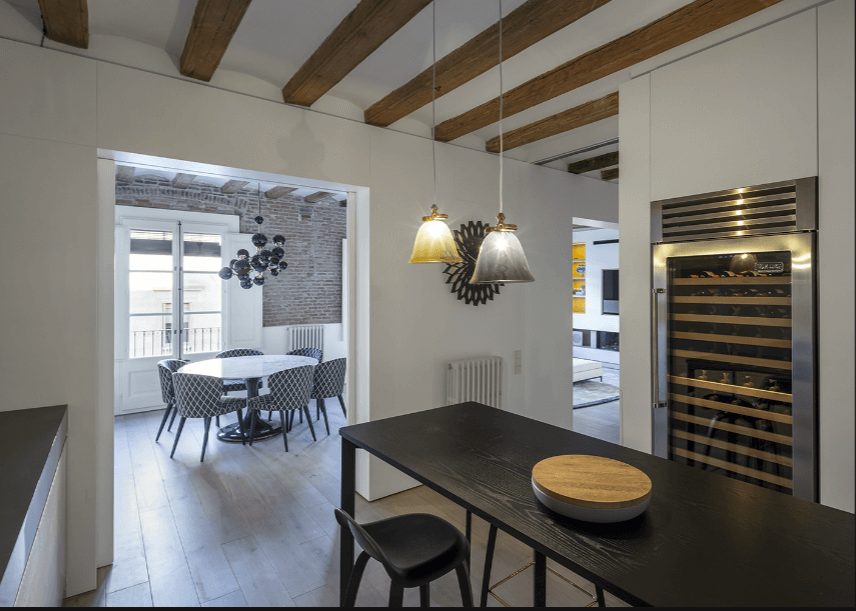 بازسازی آپارتمان مجلل قرون وسطی ای در بارسلونا