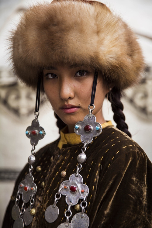  دختر زیبای قرقیزستانی