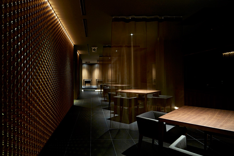 رستوران زیبا با دکوراسیون مدرن از هنر سنتی ژاپنی در توکیو + تصاویر