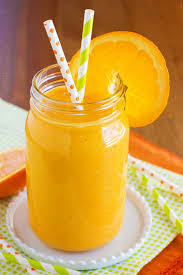 چگونه یک اسموتی توت و پرتقال خوشمزه تهیه کنیم؟