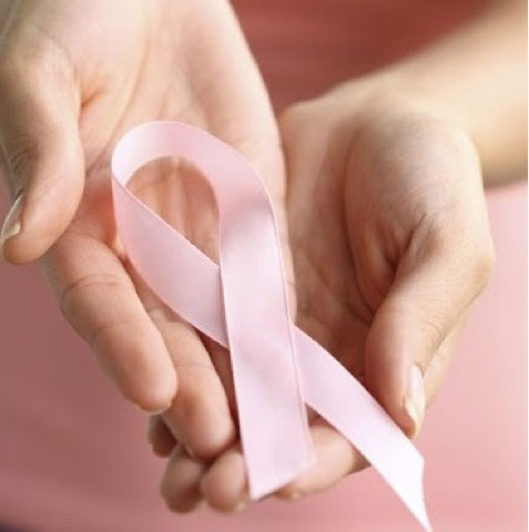 مقابله با سرطان سینه با شیردهی