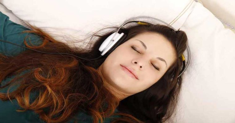 مزایای گوش دادن به موسیقی در حاملگی