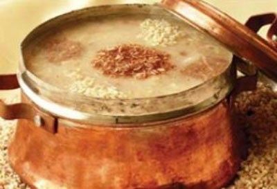 طرز تهیه آش سماق اصفهانی با استفاده از سبزیجات معطر
