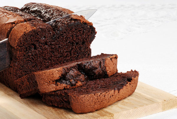طرز تهیه کیک شکلاتی رژیمی با استفاده از شکر رژیمی