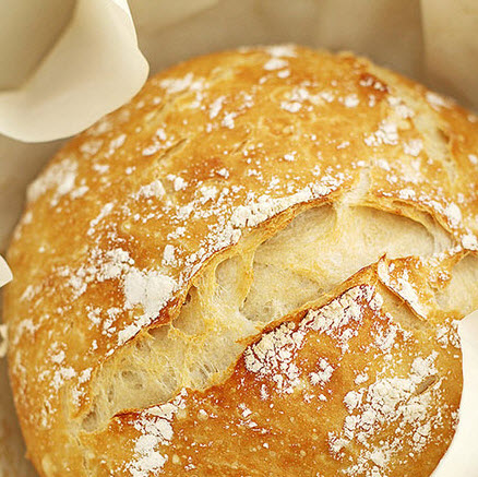 چگونه بدون ورز دادن نان آلمانی درست کنیم؟