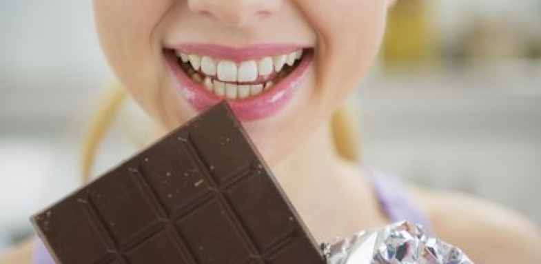 بررسی ویژگی های درمانی شکلات تلخ