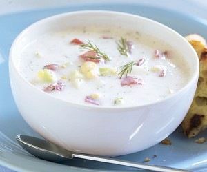 طرز تهیه سوپ تابستانی بسیار خوشمزه با استفاده از سبزیجات