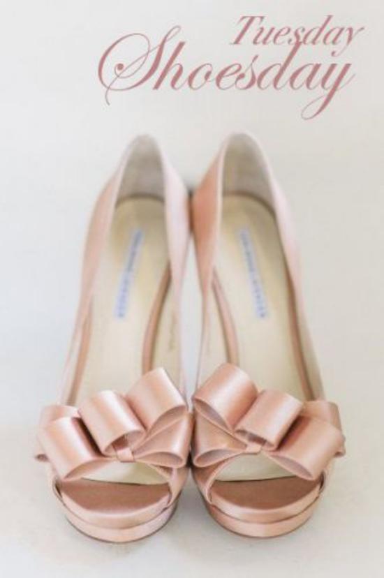 تصاویری زیبا از کفش مجلسی دخترانه شیک جدید