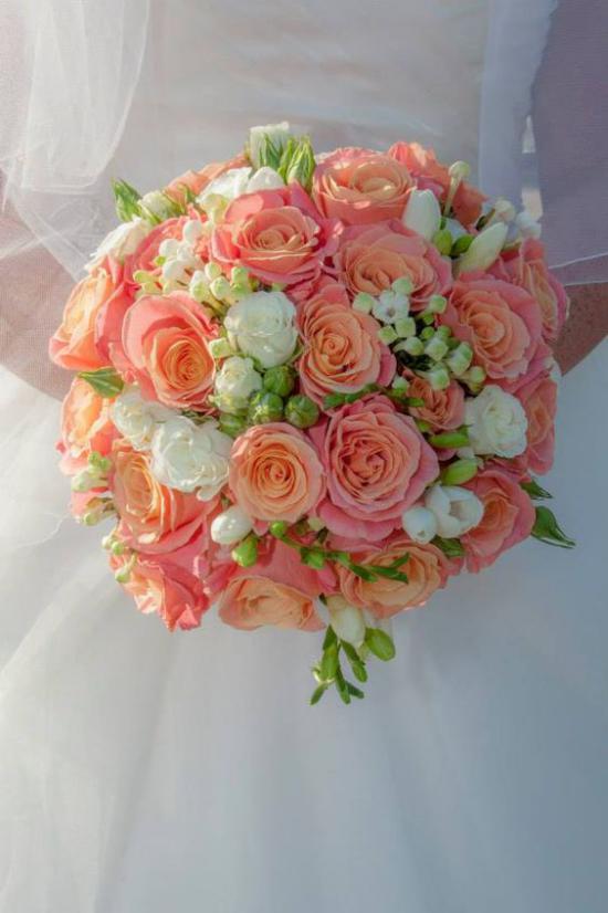 مدل دسته گل عروس با انواع طرح های جذاب و شیک برای عروسی تالار
