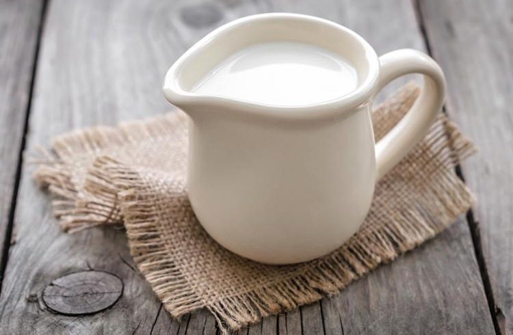 فواید سلامتی شیر چیست و چه تاثیری بر وزن می گذارد؟