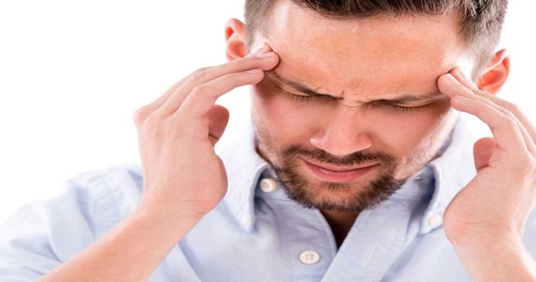 رابطه سردرد مردان با کمبود ویتامین D 