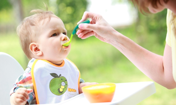 توصیه های غذایی کودکان از 2 تا 18 ماهگی