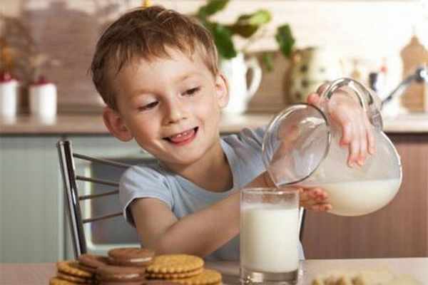 دانستنی هایی درباره اهمیت مصرف صبحانه کودکان