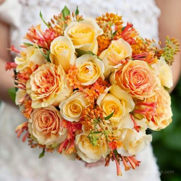 دسته گل عروس طبیعی با طرح های شیک و متفاوت